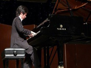昆明舉辦沈文裕鋼琴獨奏音樂會 
