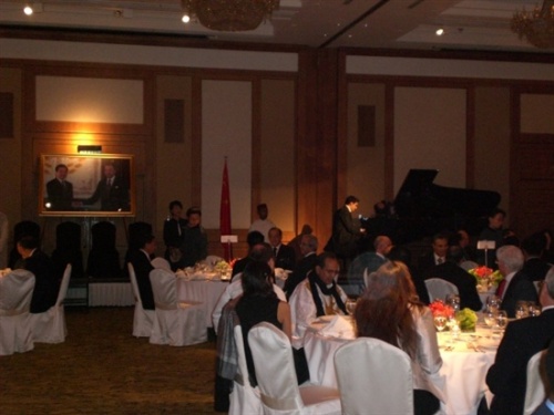 雅馬哈鋼琴榮登上海世博會摩洛哥館日慶祝晚會 