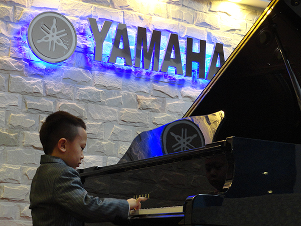 放飛青春夢想 ---屆雅馬哈全國鋼琴比賽海拉爾華彩琴行初賽順利結束 