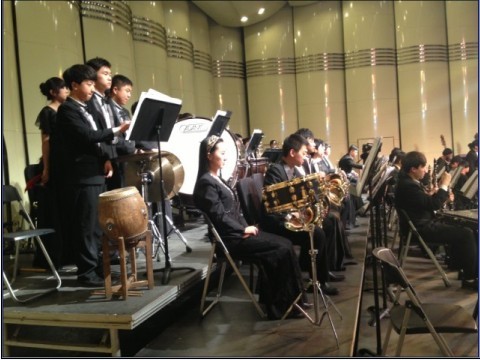 雅馬哈示范管樂團蘭州十四中交響樂團新年音樂會新聞報道 