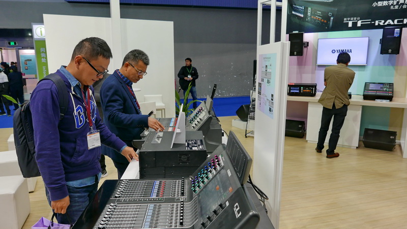 雅馬哈亮相 2017 廣州國際專業燈光、音響展覽會