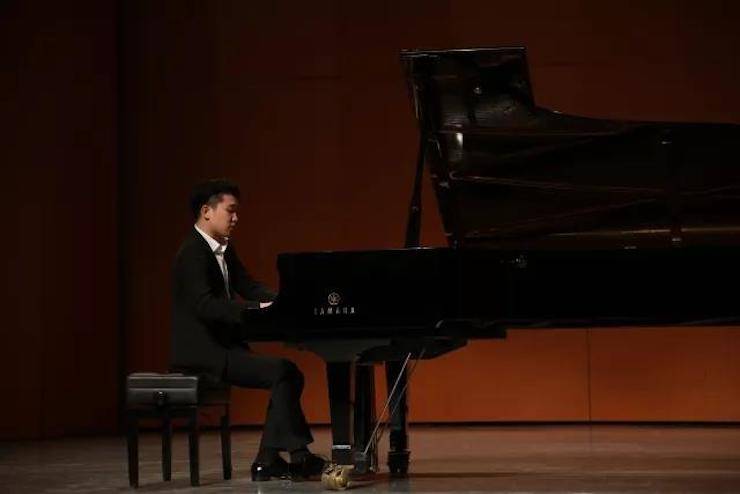2017雅馬哈亞洲音樂獎學金?內蒙古藝術學院頒獎儀式暨雅馬哈藝術家鮑釋賢鋼琴音樂會成功舉行