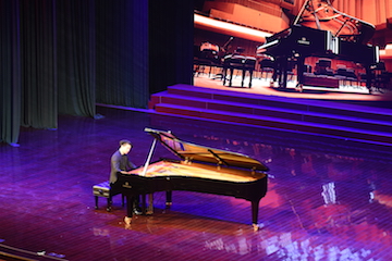【報道】譽聲樂器60周年—雅馬哈藝術家鮑釋賢洛陽鋼琴獨奏音樂會及大師班圓滿落幕