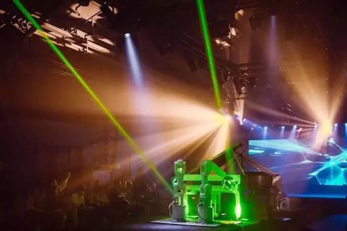 雅馬哈藝術家宋思衡攜手機器人奏響“科技之音”