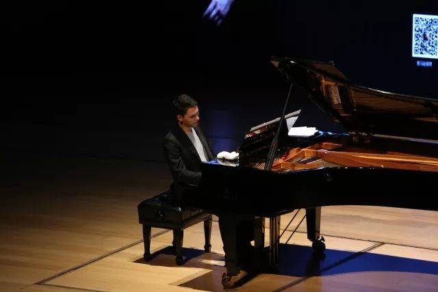 2018年雅馬哈亞洲音樂獎學金山東師范大學啟動儀式 </br> 暨雅馬哈海外藝術家愛德華·昆斯音樂會及大師班圓滿結束