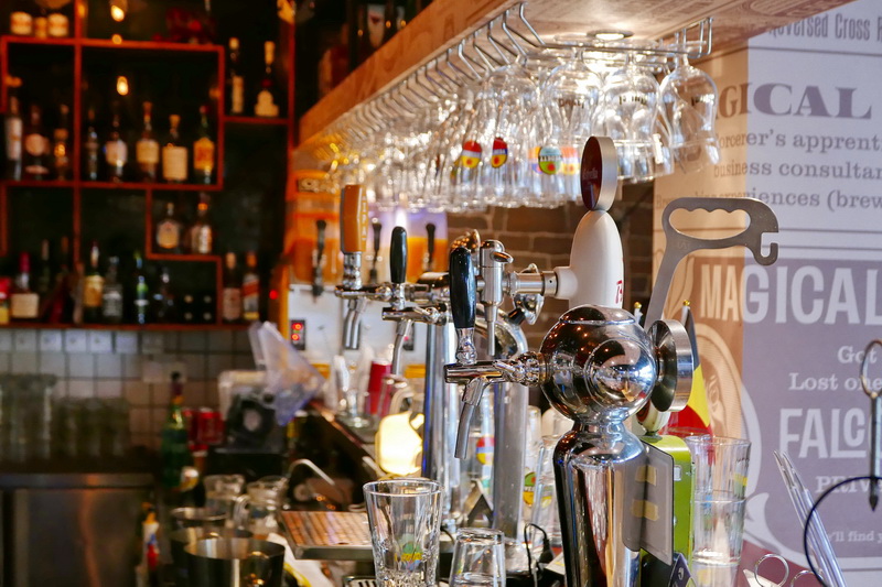 OLA 酒吧及餐廳——OLA 酒吧及餐廳與雅馬哈MG+DXR擴聲系統