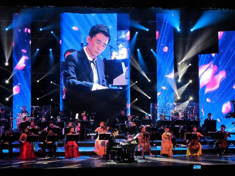 廣州梅蘭流行交響樂團——DM2000 結合 Dante 網絡音頻技術助力首演成功