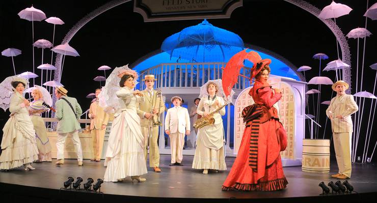 “Hello Dolly”——蘇格蘭皮特洛赫里節日劇院中的雅馬哈 CL5 數字調音臺