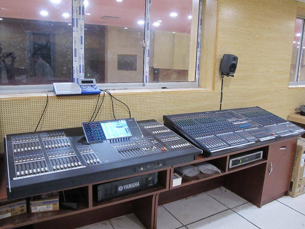 廣東省委新禮堂（珠島會堂）——M7CL、LS9數字調音臺運用于大會堂及各會議廳擴聲