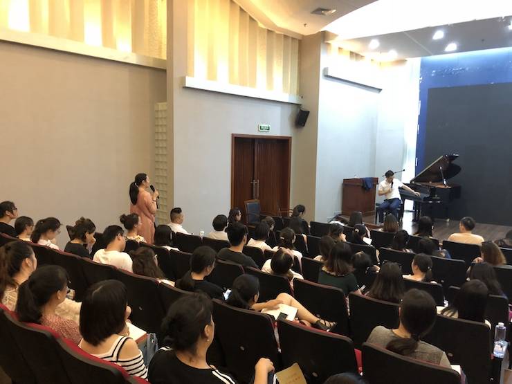 雅馬哈藝術家孫鵬杰“歐美少兒鋼琴教學法師資培訓”嘉興站圓滿落幕