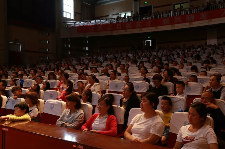 點亮孩子的音樂夢|兒童劇《七耳兔尋找樂器之王》鄂爾多斯東勝區三幼專場成功舉辦