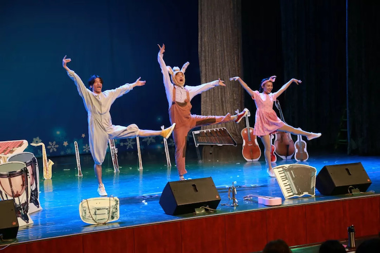 點亮孩子的音樂夢|兒童劇《七耳兔尋找樂器之王》鄂爾多斯東勝區三幼專場成功舉辦