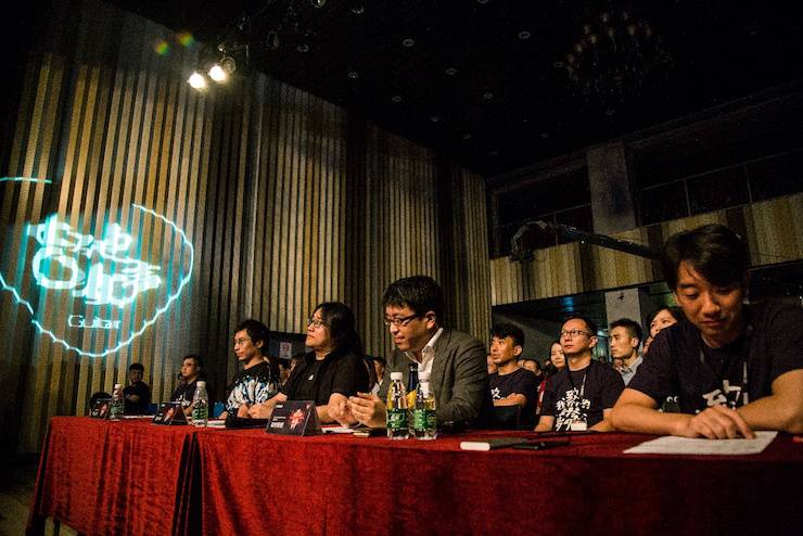 第四屆“雅馬哈吉他女聲彈唱大賽”總冠軍出爐<br />溫格奪冠，董冬冬擔任評委