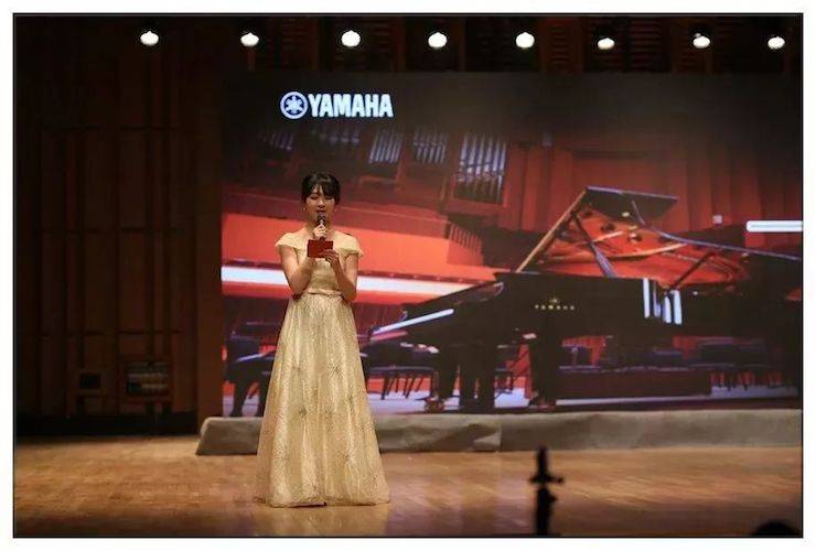 英娜·法利克斯鋼琴獨奏