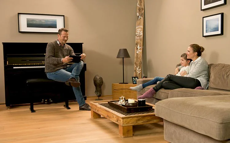 原聲加振鋼琴 TRANSACOUSTIC?