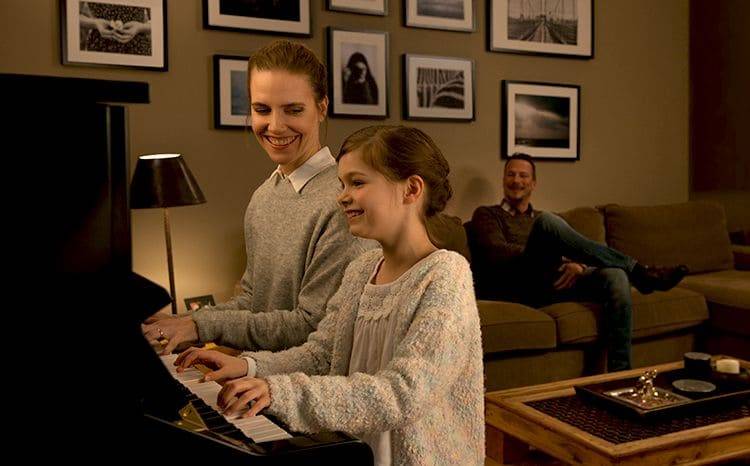 原聲加振鋼琴 TRANSACOUSTIC?