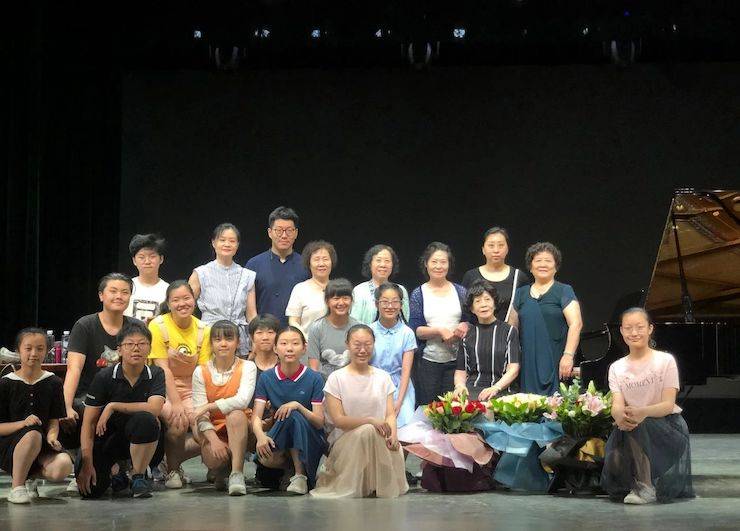 河北藝術職業學院頒獎儀式