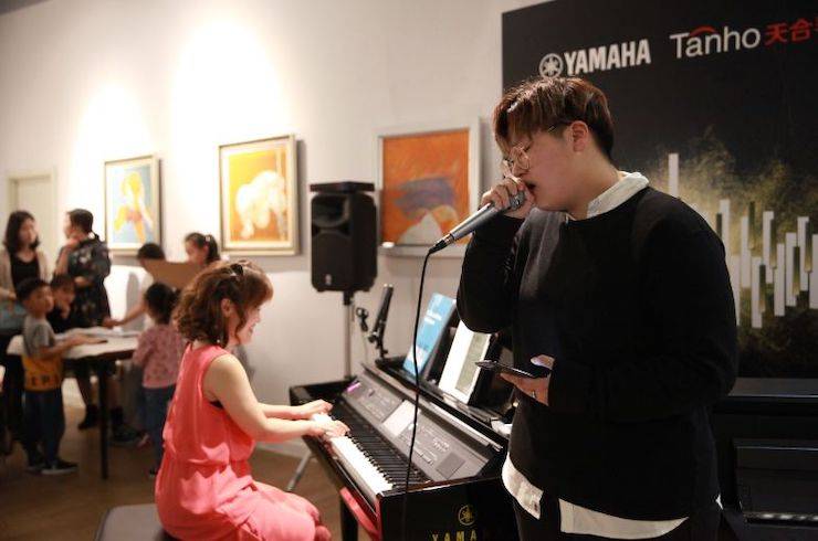 山根良子雅馬哈高端電鋼沙龍- 在青島朗藝美術館圓滿落幕
