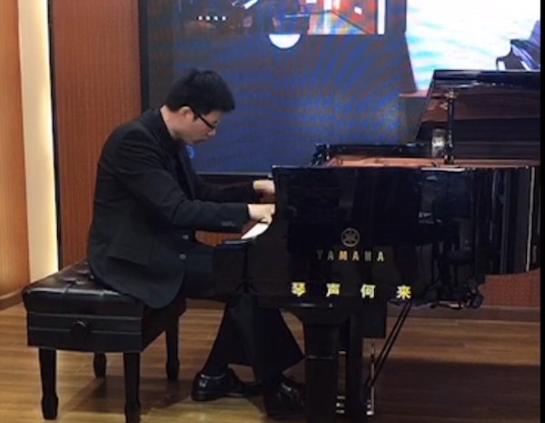 活動報道 | 雅馬哈藝術家劉崇曉用高超的彈奏技術以及對曲子的獨到理解帶來了一場視聽盛宴
