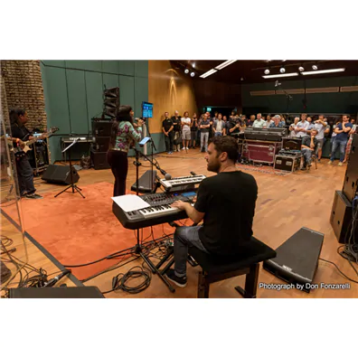 傳奇色彩的Wisseloord Studio主辦RIVAGE混音大師班