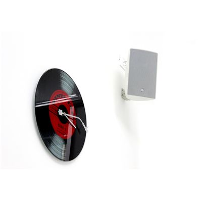 雅馬哈幫助Metamorfosi酒吧中的工匠們