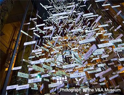 前沿的圣誕樹——雅馬哈為V&A博物館“會說話的樹”傳遞聲音