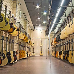 Sergio Tomassone旗艦店攜手雅馬哈CIS系統