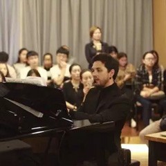 賞名家表演，聽大師指導|雅馬哈跨界鋼琴遠程教學展示暨雅馬哈藝術家愛德華·昆斯大師班在蓉成功舉辦